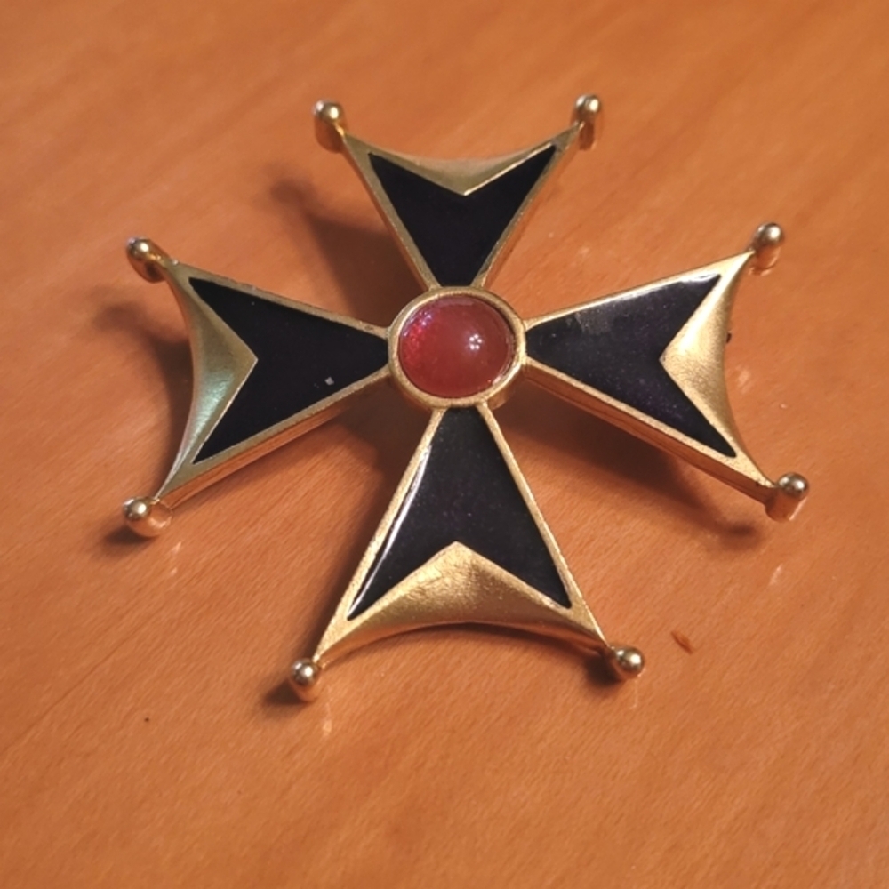 Vintage Jay Strongwater Maltese Cross Brooch